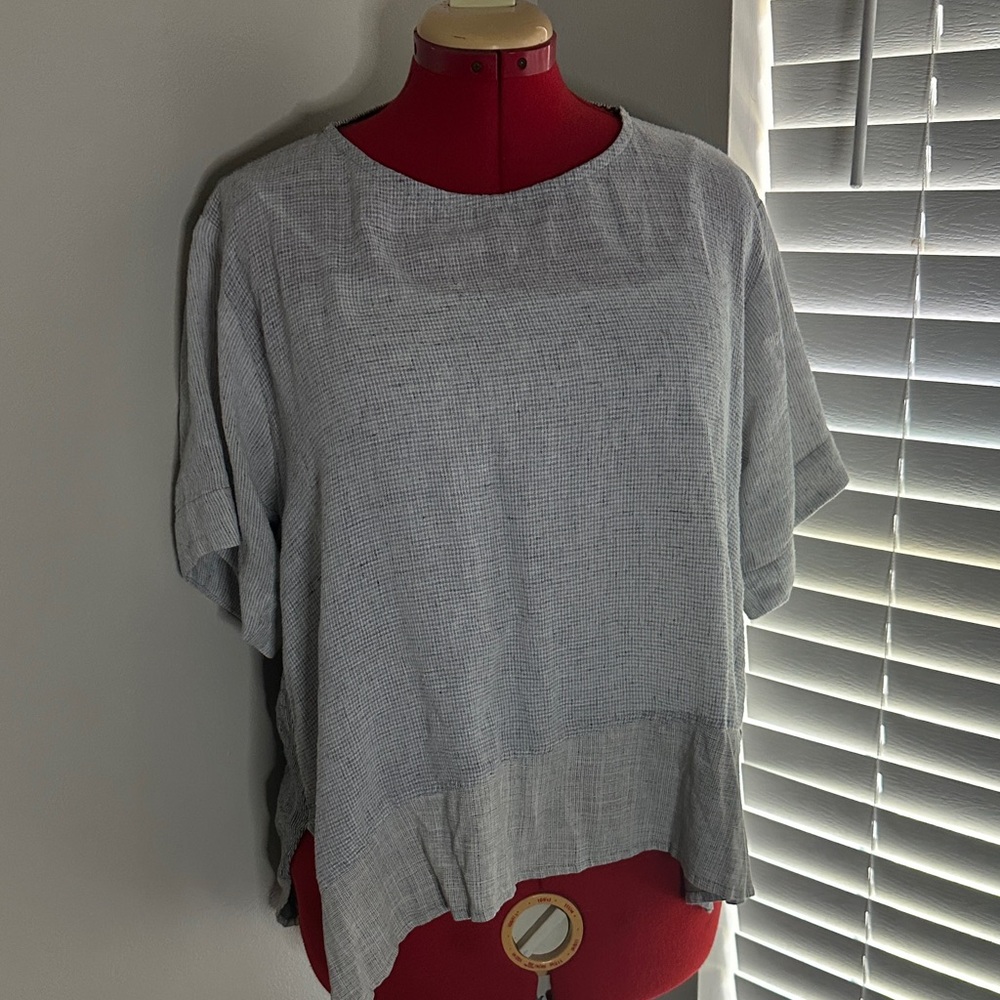 Alembika Flowy Gray Women's Top